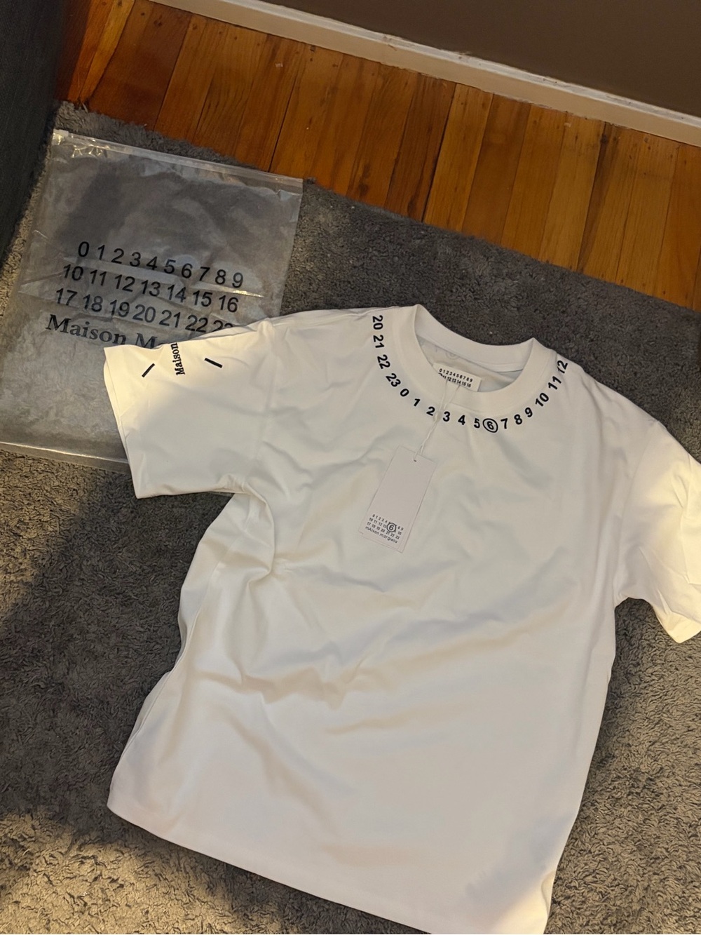 Maison Martin Margiela White Crewneck T-Shirt with Number Collar Print